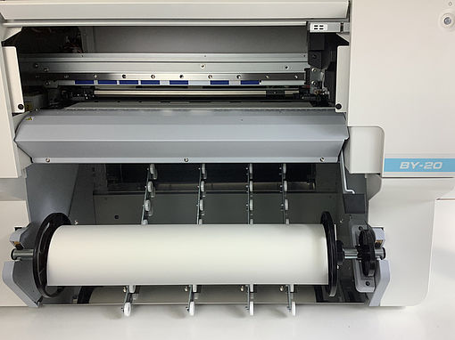 View 5: Roland VersaSTUDIO BY-20, stampante DTF View 5: Roland VersaSTUDIO BY-20, stampante DTF