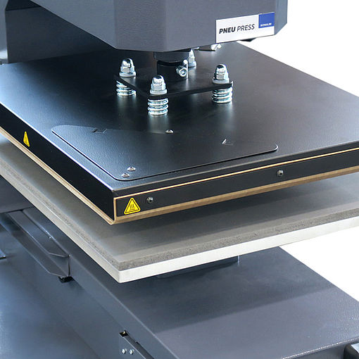 View 4: Transferpresse Pneu Press View 4: Transferpresse Pneu Press