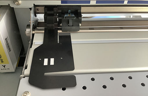 View 3: Roland VersaSTUDIO BY-20, stampante DTF View 3: Roland VersaSTUDIO BY-20, stampante DTF